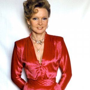 Диетолог назвала секрет стройности Людмилы Гурченко