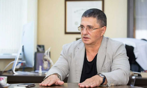 Мясников рассказал, чем опасно ежедневное употребление любимого многими блюда